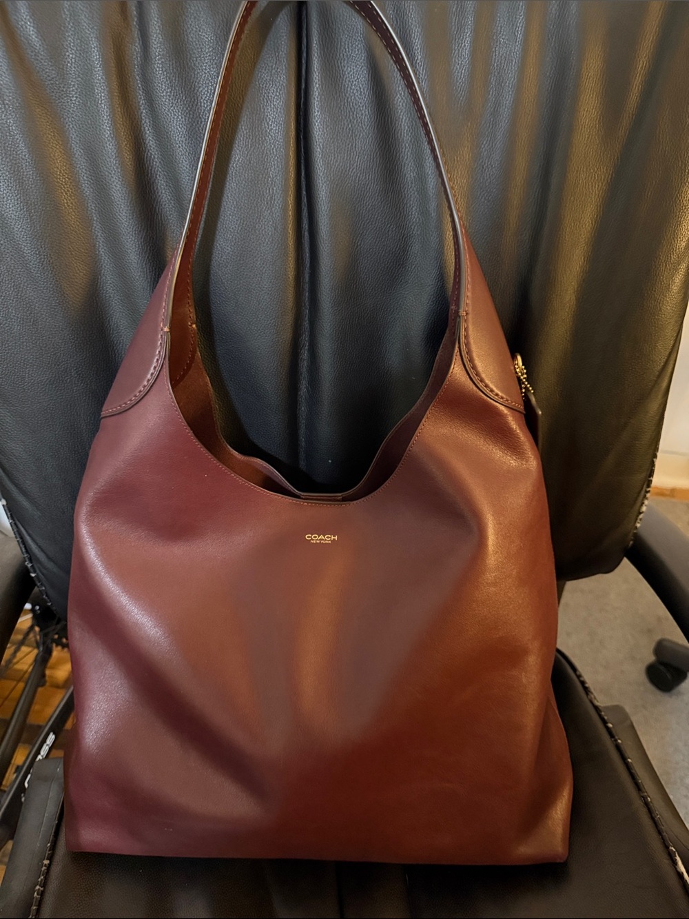 Coach Brooklyn 39 in Merlot